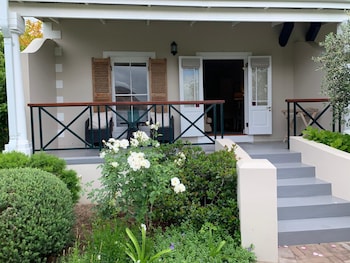 montagu vines guest house