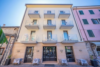hotel miro