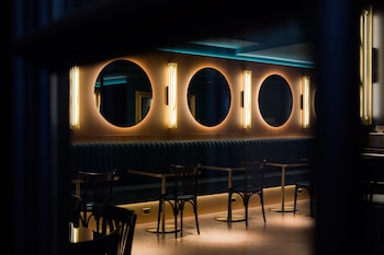 hotel miro