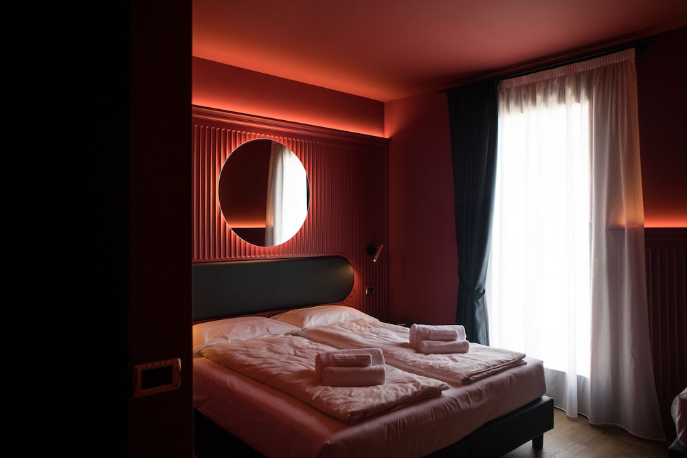hotel miro