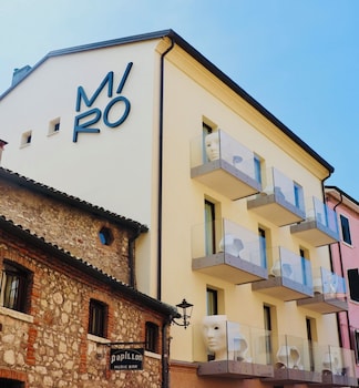hotel miro