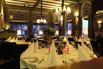 Augusta Hotel & Restaurant,Haarlem>>Amsterdam,3 star