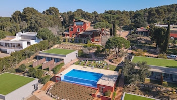 mas ses vinyes adults only