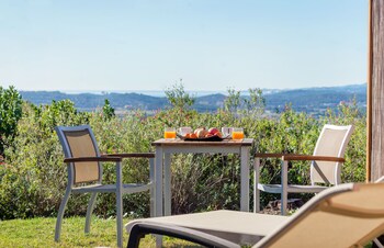 Mas Ses Vinyes - Adults Only,Near Can Mario Museum,4 star