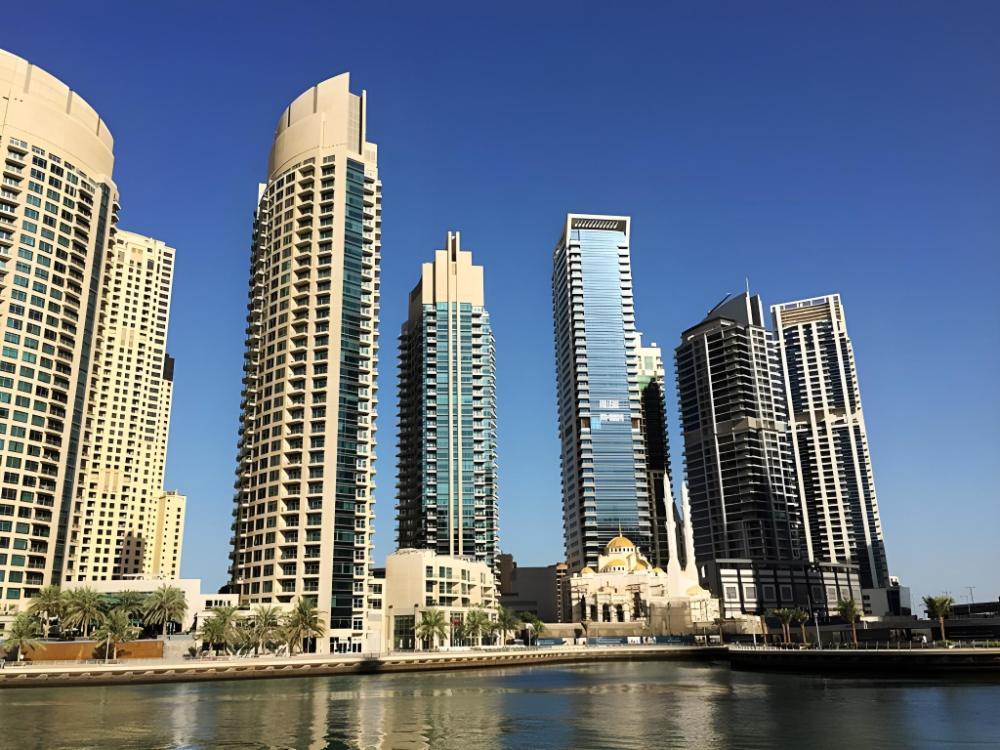 marina hotel apartments
