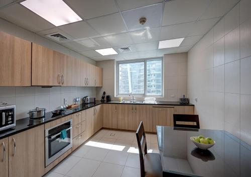 marina hotel apartments
