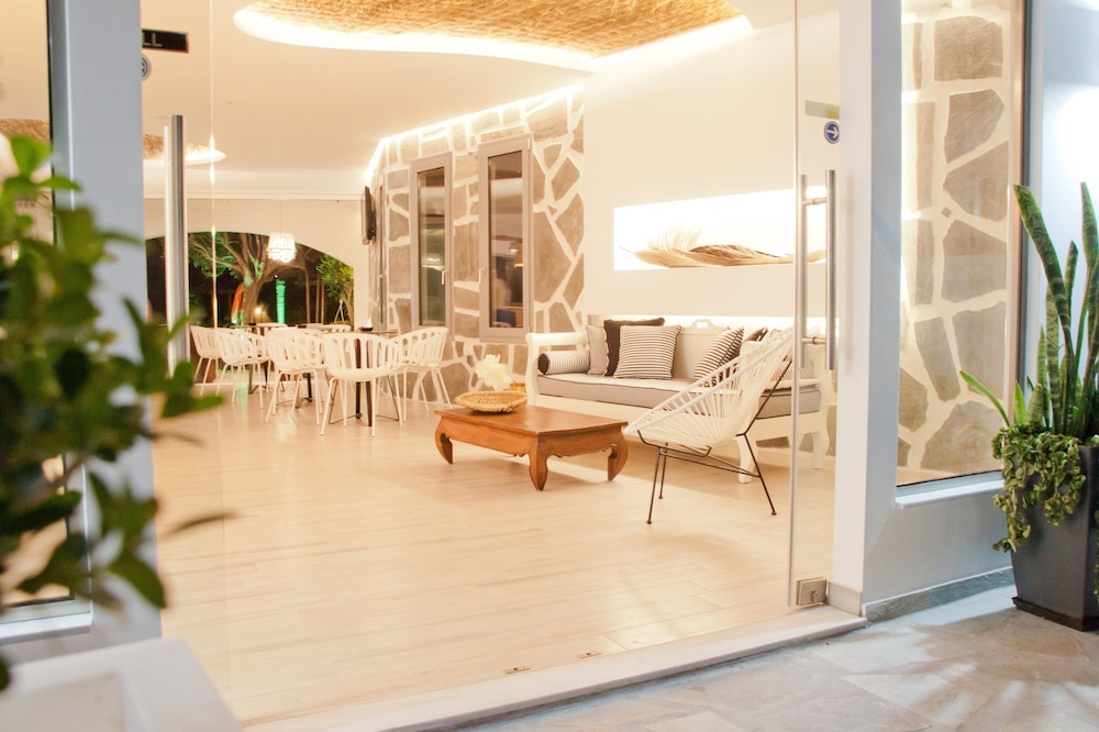 malibu boutique studios