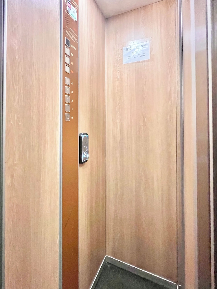 luxor bastille hotel