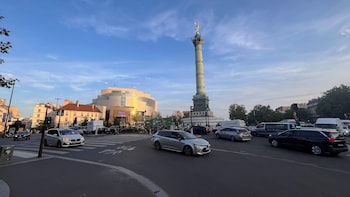 luxor bastille hotel