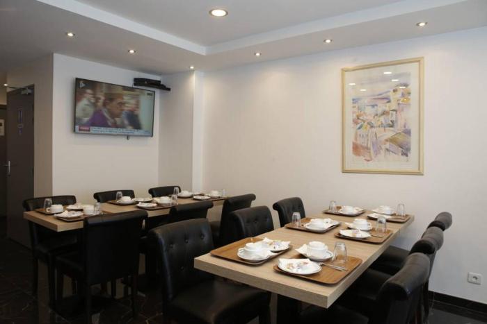 luxor bastille hotel