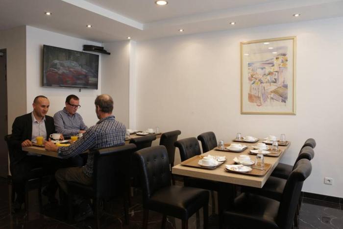 luxor bastille hotel