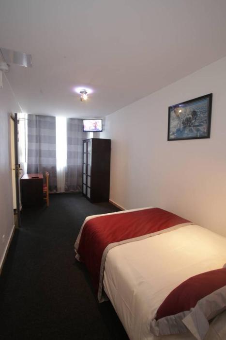 luxor bastille hotel