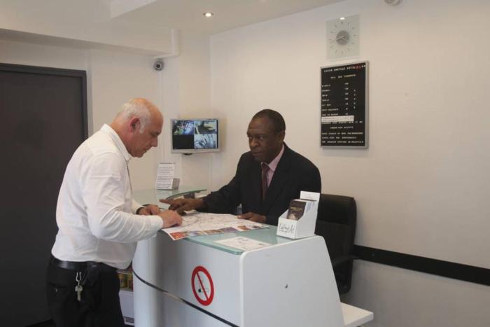 luxor bastille hotel