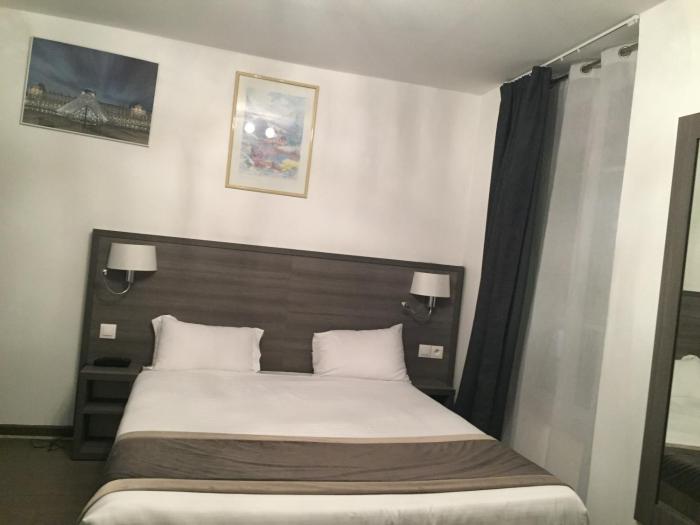 luxor bastille hotel