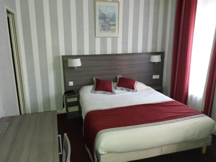 luxor bastille hotel