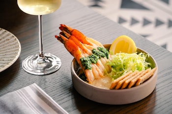 the nobleman fort worth tapestry collection by hilton