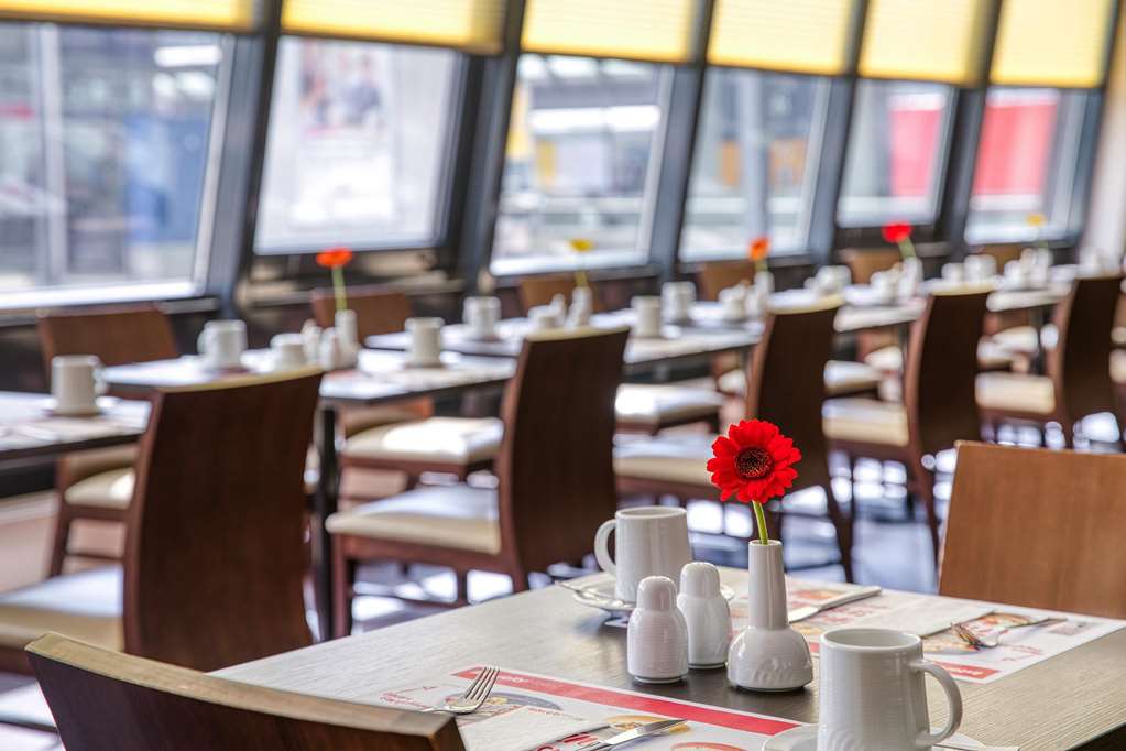 intercityhotel freiburg