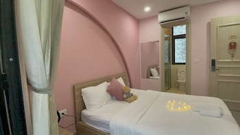 teddy 108 homestay and cafe grand world phu quoc