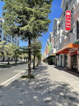 teddy 108 homestay and cafe grand world phu quoc