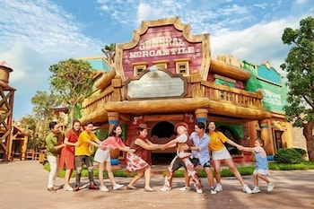 teddy 108 homestay and cafe grand world phu quoc