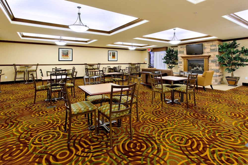 holiday inn express hotel and suites fresno northwest herndon by ihg