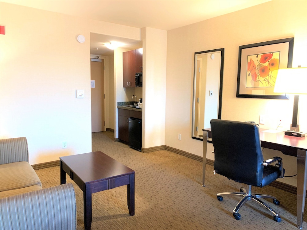 holiday inn express hotel and suites fresno northwest herndon by ihg