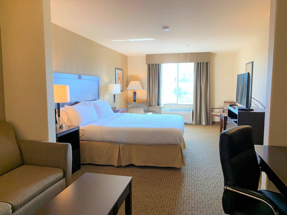 holiday inn express hotel and suites fresno northwest herndon by ihg