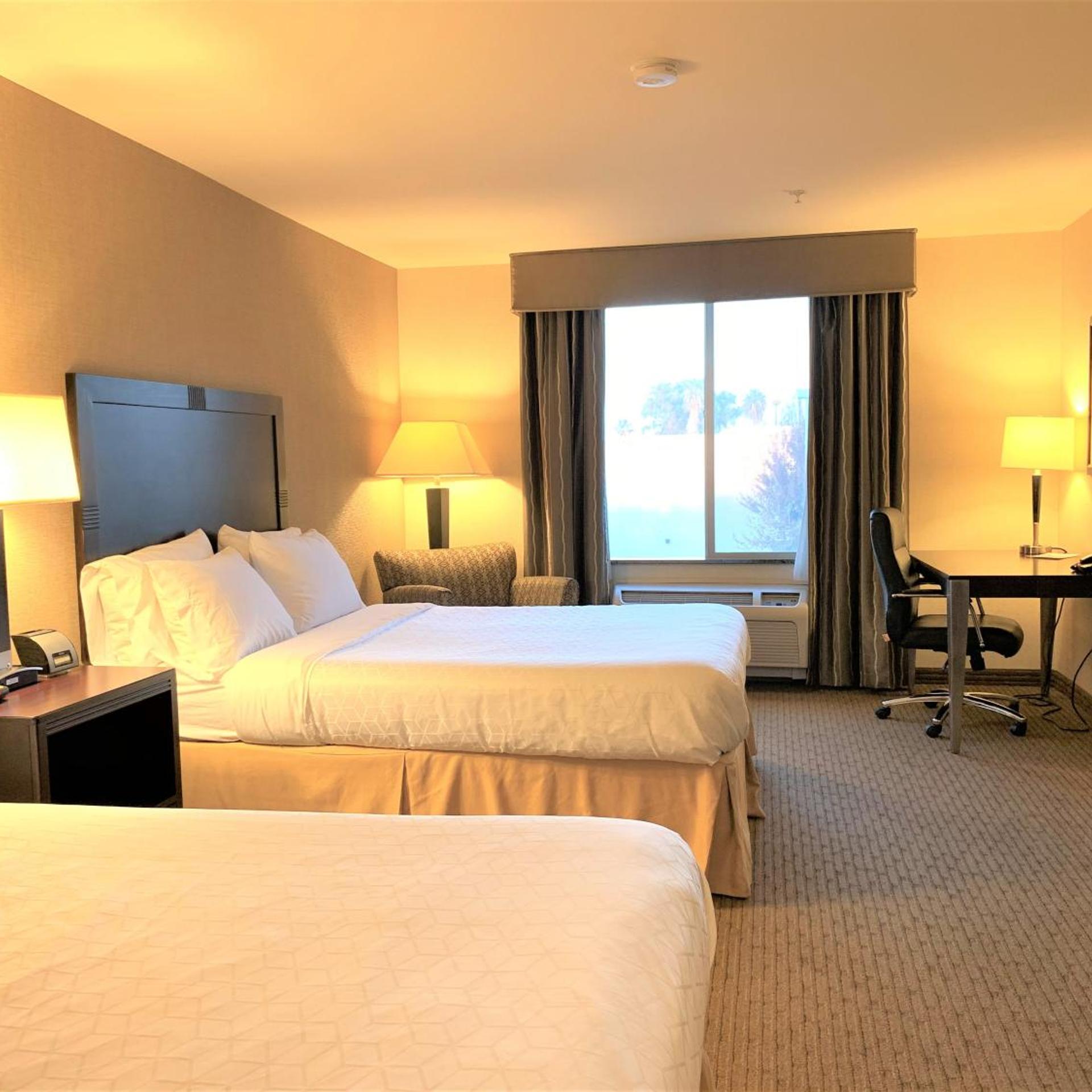 holiday inn express hotel and suites fresno northwest herndon by ihg
