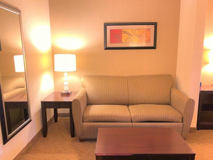 holiday inn express hotel and suites fresno northwest herndon by ihg