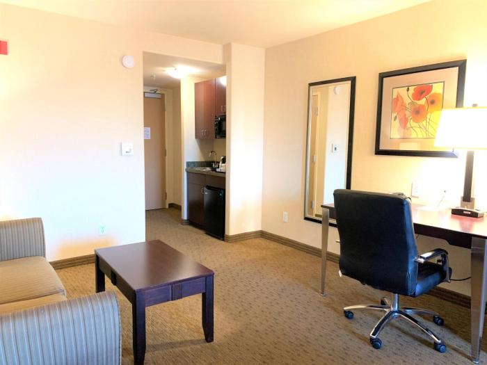 holiday inn express hotel and suites fresno northwest herndon by ihg