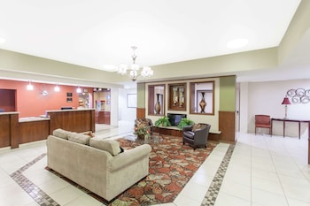 Ramada By Wyndham Fresno Northwest,Near Forestiere Underground Gardens,3 star