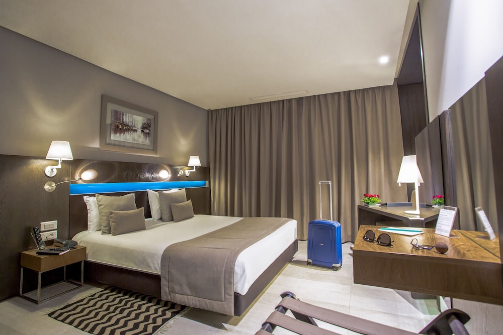 hotel belvedere fourati