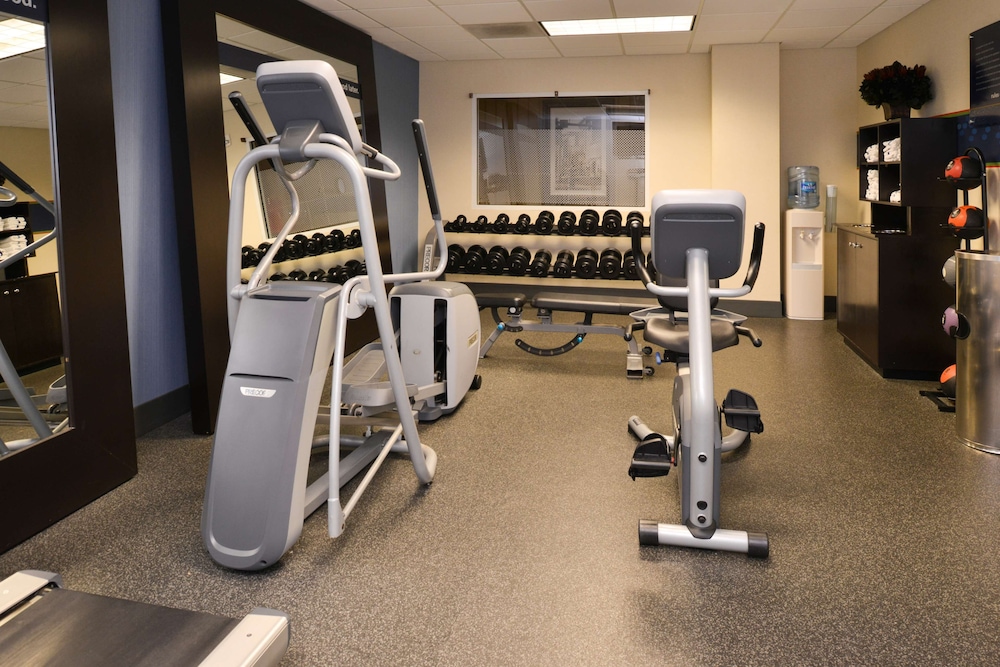 hampton inn and suites salisbury fruitland