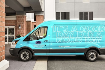 hampton inn and suites salisbury fruitland