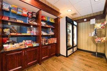 hampton inn and suites salisbury fruitland