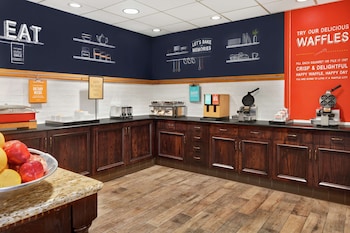 hampton inn and suites salisbury fruitland