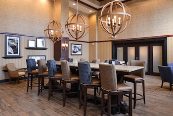 hampton inn and suites salisbury fruitland