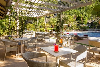 lets hyde pattaya resort and villas