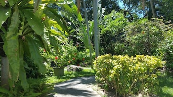 lets hyde pattaya resort and villas