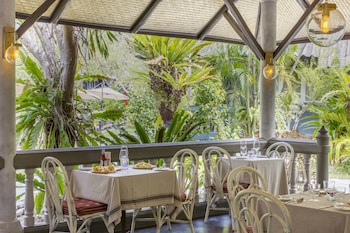 lets hyde pattaya resort and villas