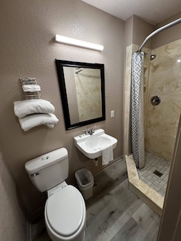 the 409 bolivar beach hotel