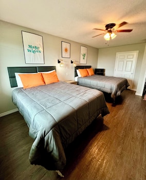 the 409 bolivar beach hotel