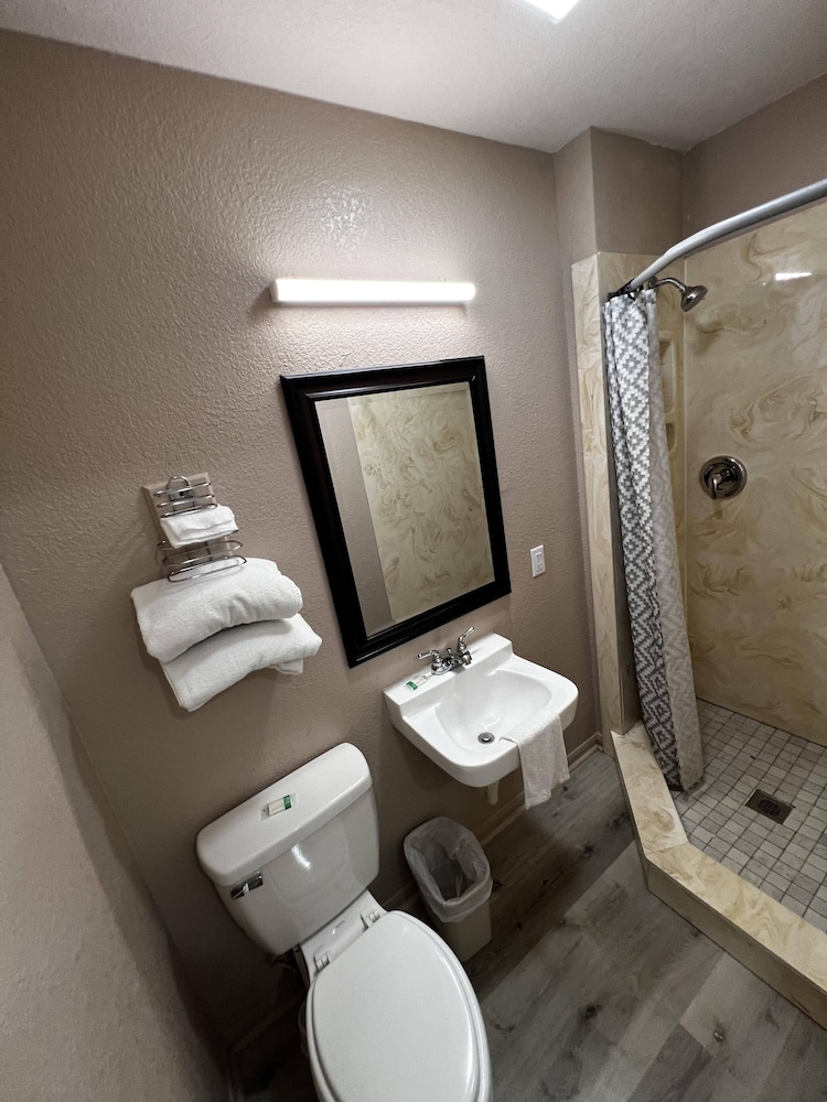 the 409 bolivar beach hotel