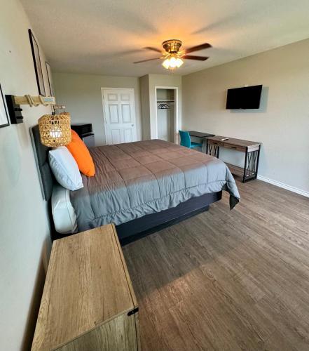 the 409 bolivar beach hotel