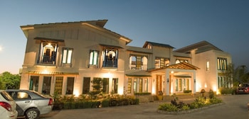 arch the baakhli resort