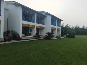 arch the baakhli resort