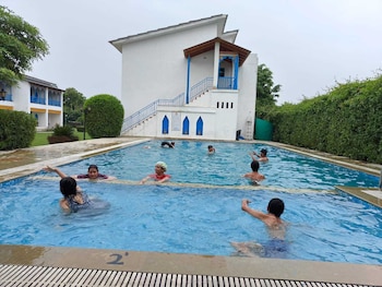 arch the baakhli resort