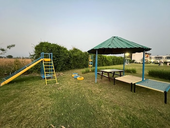 arch the baakhli resort