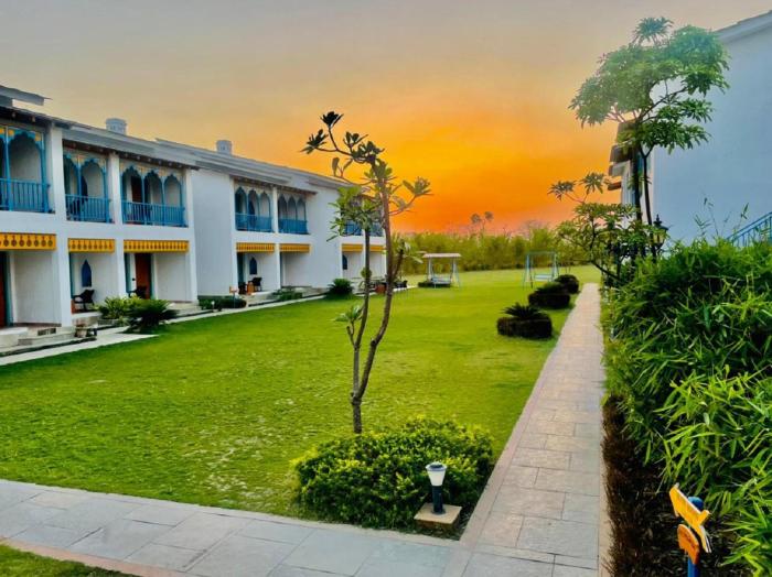 arch the baakhli resort