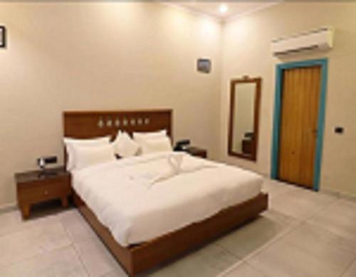 arch the baakhli resort